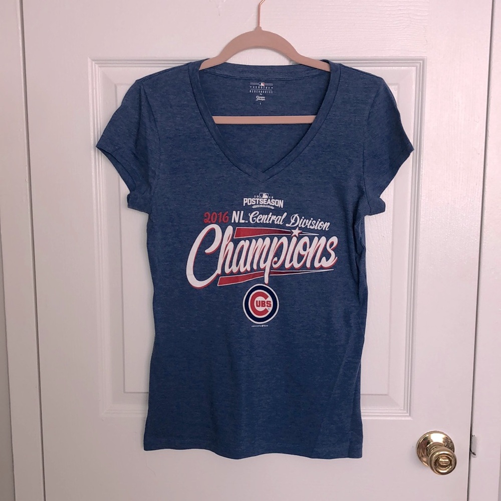 Chicago Cubs Women Fit Tee